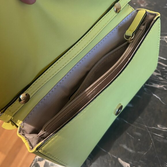 NEW (NWOT) Nine West vegan leather yellow petal shoulder bag, goldtone hardware - Picture 8 of 16